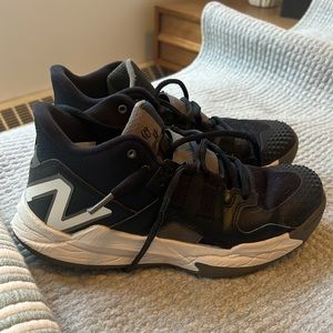 COCO GAUFF NEW BALANCE TENNIS SHOES